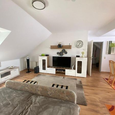 Dachgeschoss Apartment Mit Ausblick Halle  외부 사진